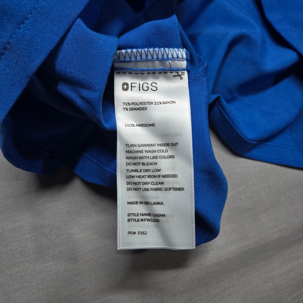 FIGS Casma Three-Pocket Scrub Top 2XL Royal Blue NWT Style FW1100 PO 3352 - Picture 5 of 5